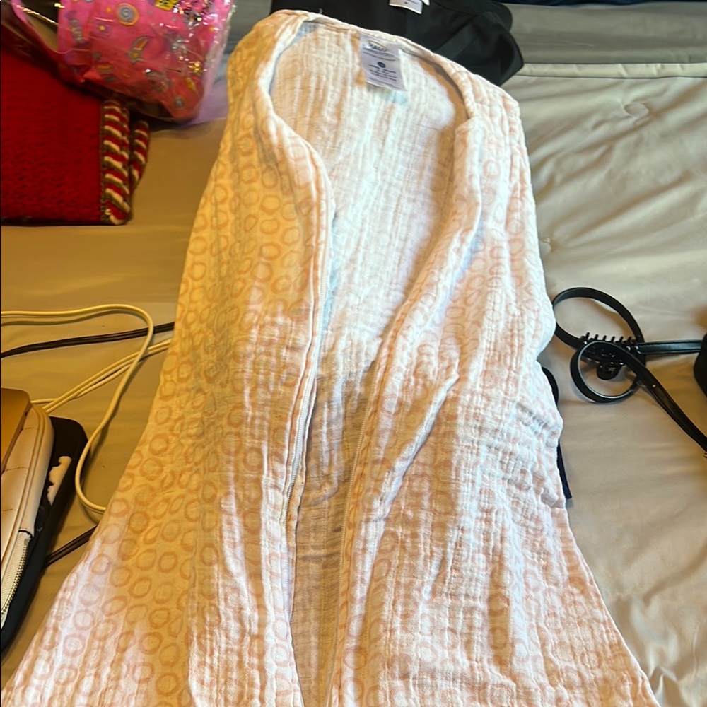 White and Pink Textured Robe